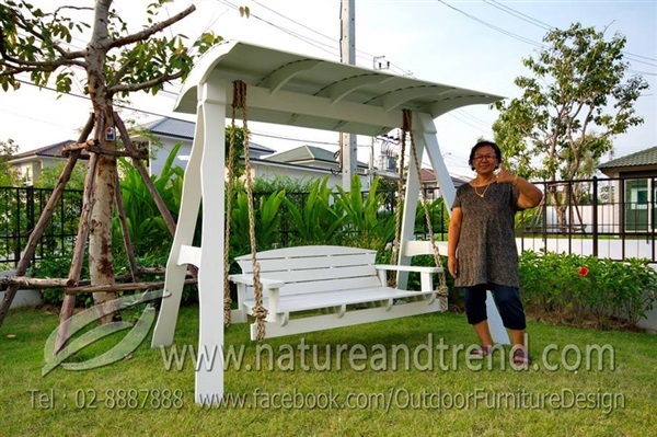 ชิงช้าไม้เต็งแบบคลาสสิคหลังคาโค้ง | Enjoy Outside - วัฒนา กรุงเทพมหานคร