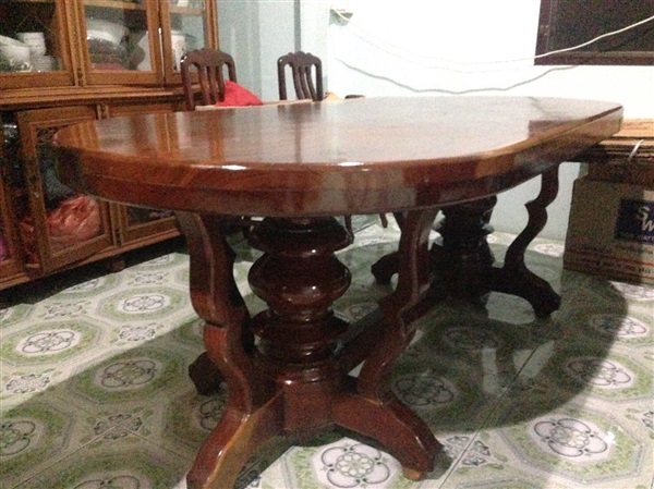 โต๊ะไม้ พร้อม เก้าอี้ 6 ตัว | ธารารัตน์ -  กรุงเทพมหานคร