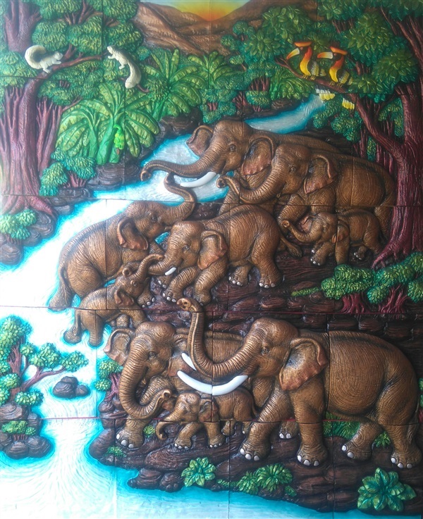 แผ่นภาพ  ครอบครัวช้างในป่าใหญ่ | ร้านดินไทย - โชคชัย นครราชสีมา