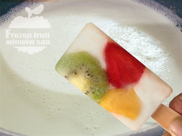 ไอศครีมผลไม้ 100% ไม่มีน้ำตาลของ frozen fruit winwiw san 