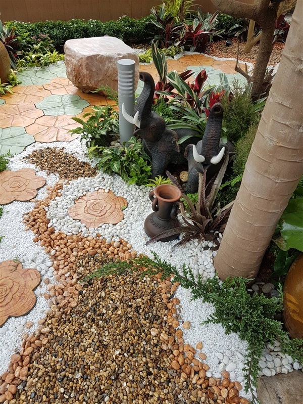 รับจัดสวน จัดสวนเสริมฮวงจุ้ย สวนหิน สวนหย่อม | คุ้มตราหลวง - คลองสามวา กรุงเทพมหานคร