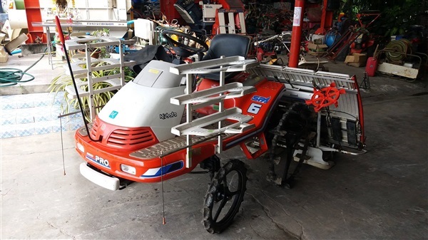 รถดำนา KUBOTA SPA6 (ขายแล้ว)