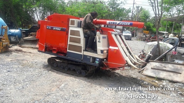 ขาย รถเกี่ยวข้าว พร้อมนวดในตัว ยี่ห้อ KUBOTA Sky Road รุ่น R | tractor-backhoe - ปากท่อ ราชบุรี