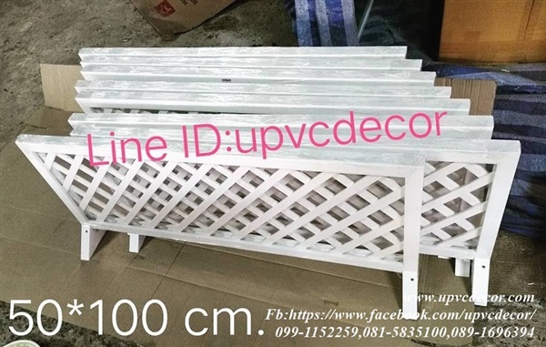 รั้วกั้นน้องหมา ระแนงแบ่งพื้นที่ รั้วเตี้ย รั้วupvc รั้วupvc