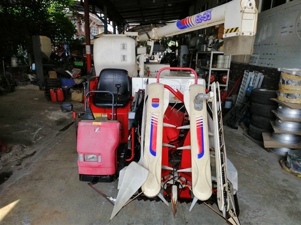  รถเกี่ยวนวดข้าวเก่าญี่ปุ่น YANMAR Ee-35(ขายแล้ว) | อ.รุ่งเรืองพาณิชย์ - นครชัยศรี นครปฐม