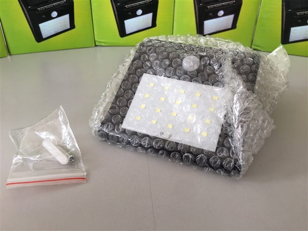 โคมไฟสนาม LED โซล่าเซลล์ | moodumshops - คลองสามวา กรุงเทพมหานคร