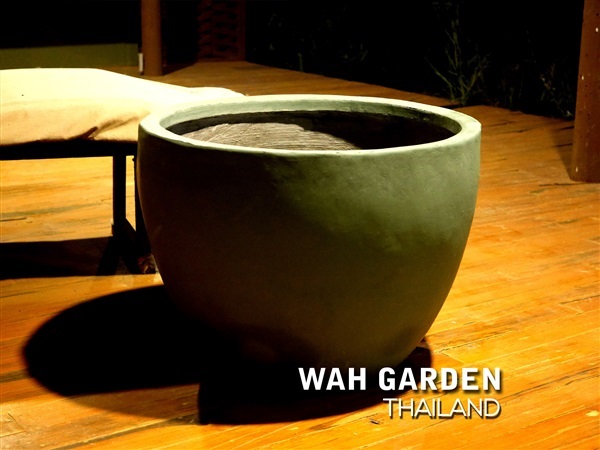 กระถางซิเมนต์โมเดิร์น 'โลดัสเอ็ม'  |  Cement Planter