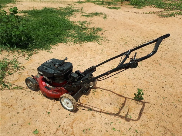 ขาย เครื่องตัดหญ้า แบบเข็น เก่าญี่ปุ่น พร้อมใช้ ชมวีดีโอได้ค | tractor-backhoe - ปากท่อ ราชบุรี