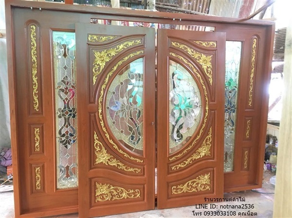 ประตูไม้สักกระจกนิรภัย | ร้านวรกานต์ค้าไม้ - สูงเม่น แพร่