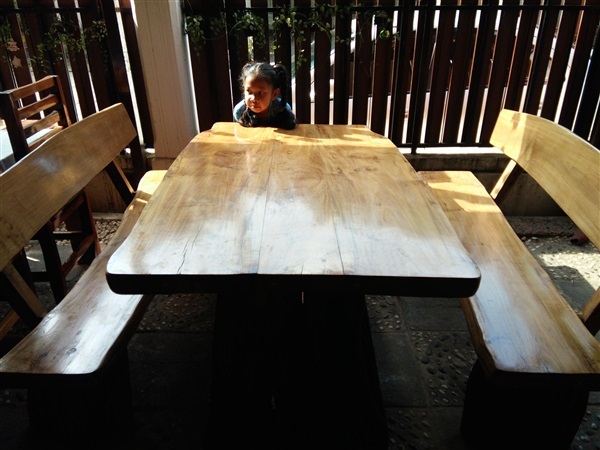 โต๊ะไม้สวอง ยาว 1.5 m. | ร้าน Chat_Shop  (เฟอร์นิเจอร์ไม้)  - บางใหญ่ นนทบุรี