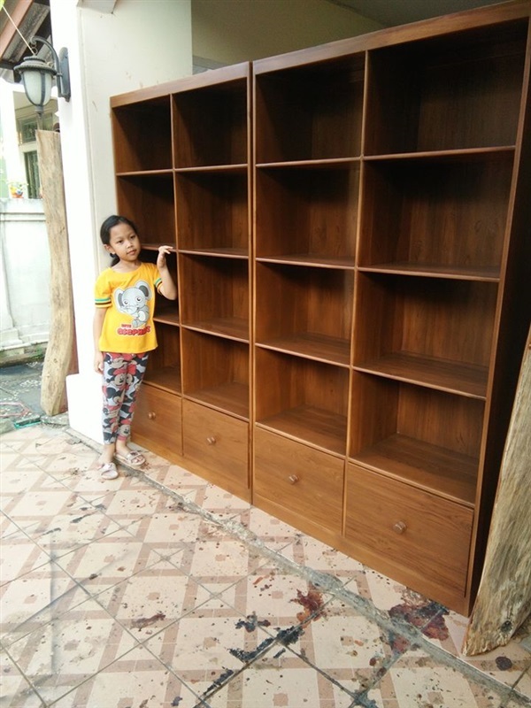 ตู้หนังสือไม้สักทอง  35x180x200 | ร้าน Chat_Shop  (เฟอร์นิเจอร์ไม้)  - บางใหญ่ นนทบุรี