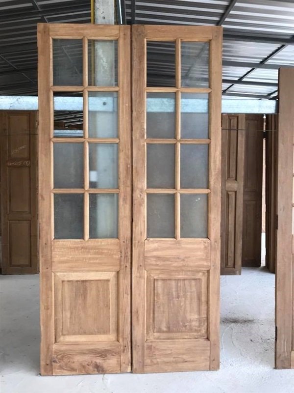 บานประตูคู่จีบมะเฟืองกระจก 10 ช่อง ต่อแผ่น 62x226 cm