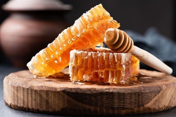 น้ำผึ้งป่า | ฺฺบ้านไร่ ภูกิติ - ด่านช้าง สุพรรณบุรี