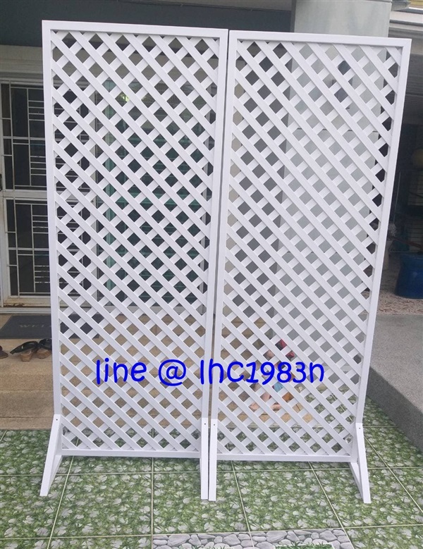 ระแนงขาตั้งสำเร็จรูป ฉากบังตาหน้าห้องน้ำ ระแนงบังตาupvc  