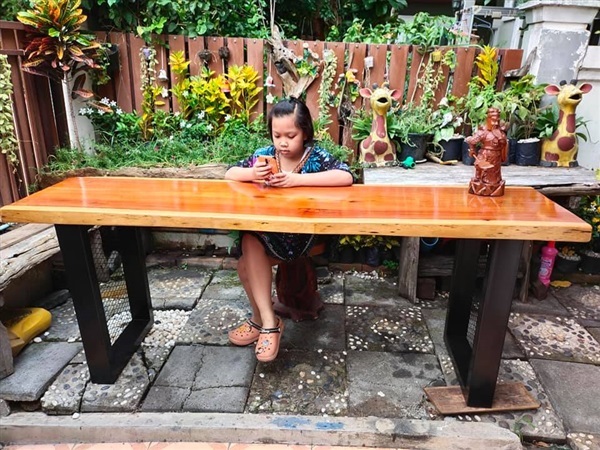 (ขายแล้ว) โต๊ะไม้ประดู่  ยาว 2 เมตร  | ร้าน Chat_Shop  (เฟอร์นิเจอร์ไม้)  - บางใหญ่ นนทบุรี