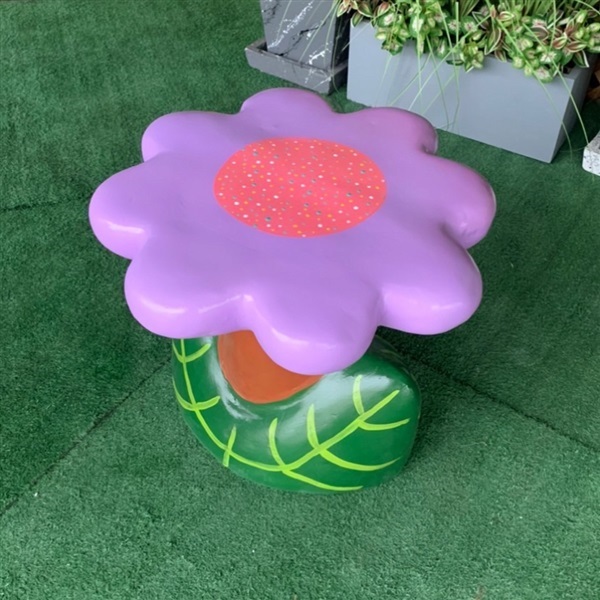 เก้าอี้ปูนรูปดอกไม้สีม่วง ม้านั่งรูปดอกไม้เก้าอี้สนาม 