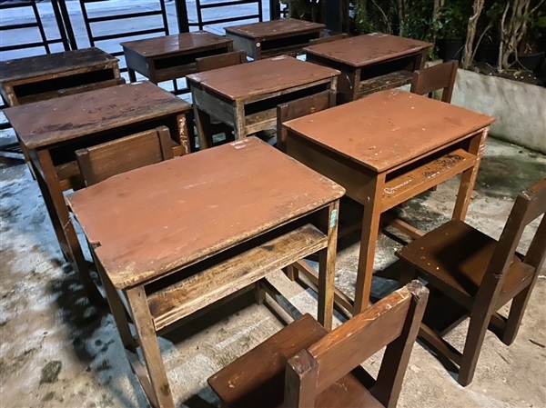 ชุดโต๊ะนักเรียน | อัยยา - บางกรวย นนทบุรี